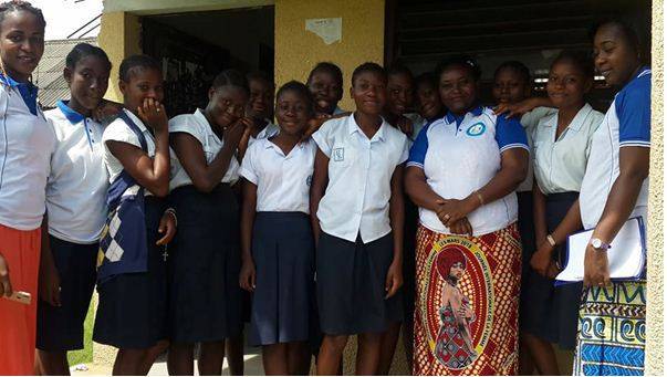 Lycée II Kasa-Vubu : l’ACOFEPE débute sa campagne de sensibilisation à l’importance de la lecture