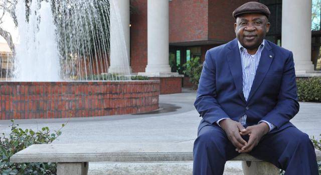 Tshibala blâme durement Lumeya et lui retire la signature