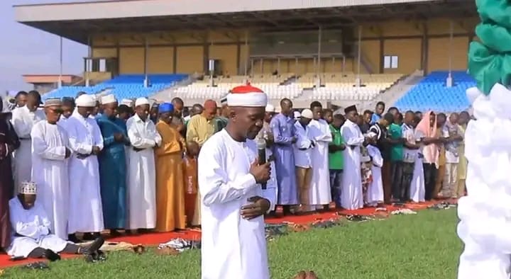 12f39dc2 0558 4f40 b8bd 445205941231