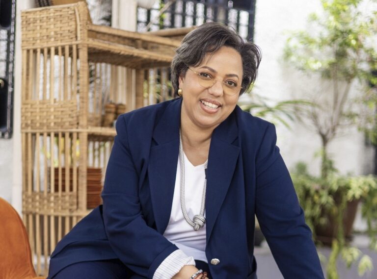 91656fb9 53ea 415f b83a 2d34c6b561a0