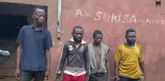 Lukala : 4 jeunes motards présumés complices d’un réseau criminel présentés à la population‎